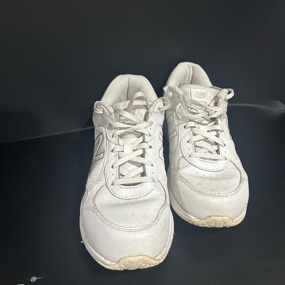 New Balance 405s 2014 Women’s Size 8.5 - Picture 3 of 8